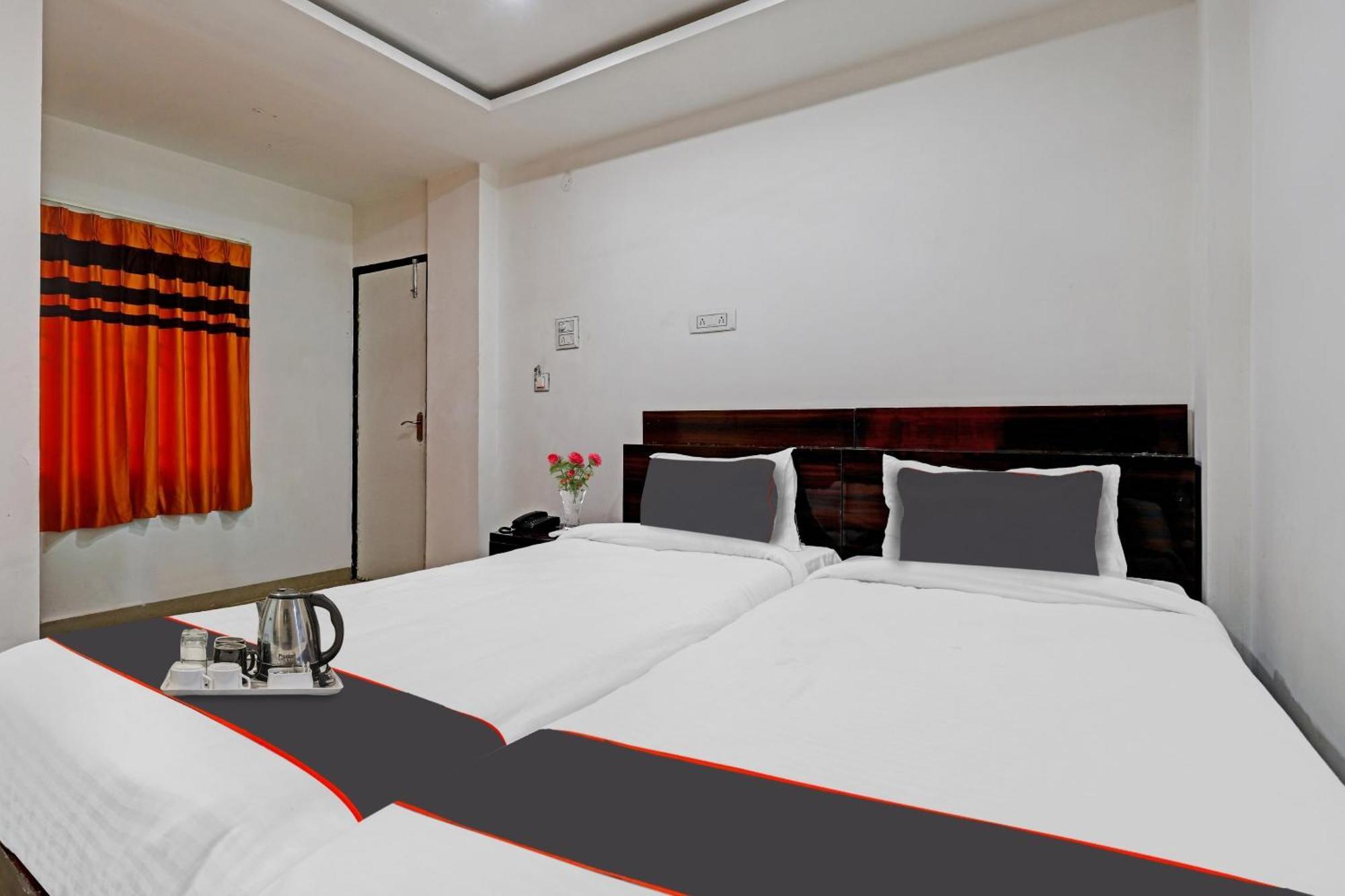 Hotel O Lakhi Guest House กูวาฮาติ ภายนอก รูปภาพ